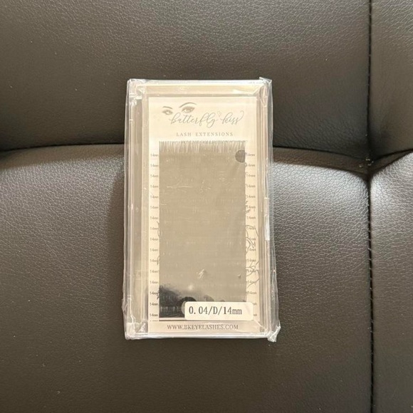 Butterfly kiss lash extensions volume collection 0.04 D 14mm - Picture 2 of 4